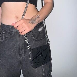 darker wavs chain crossbody wallet purse